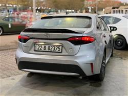 تۆیۆتا کۆرۆلا